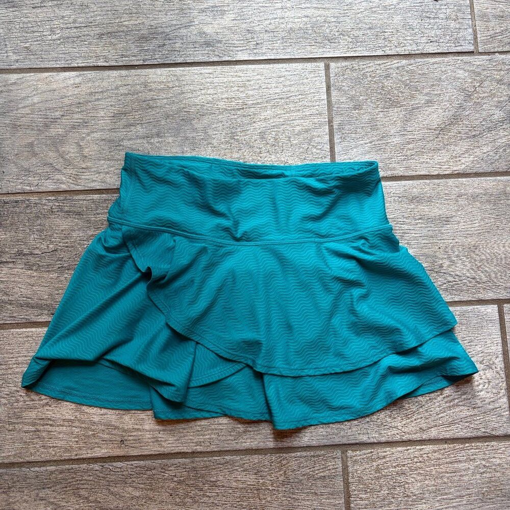 Girls Athleta Girl Skirt with Built in Shorts